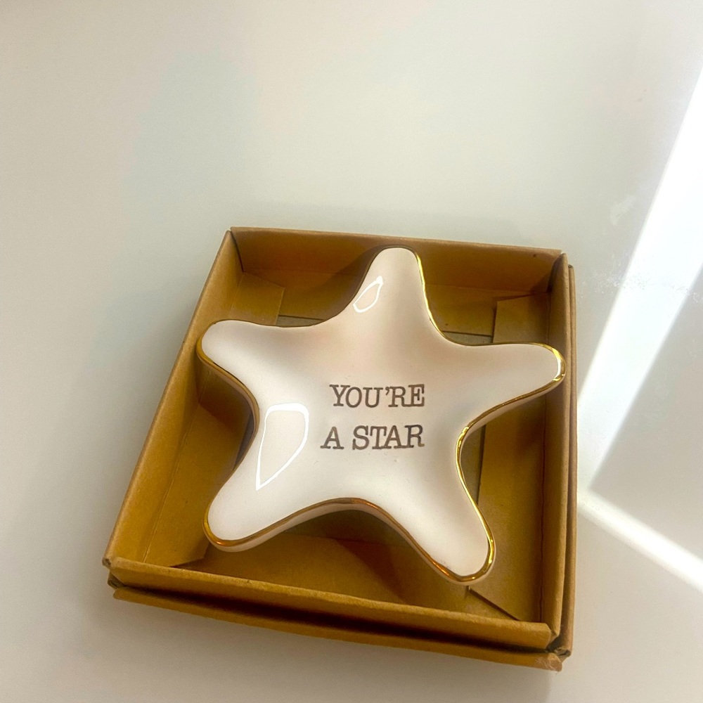 You’re a star trinket holder